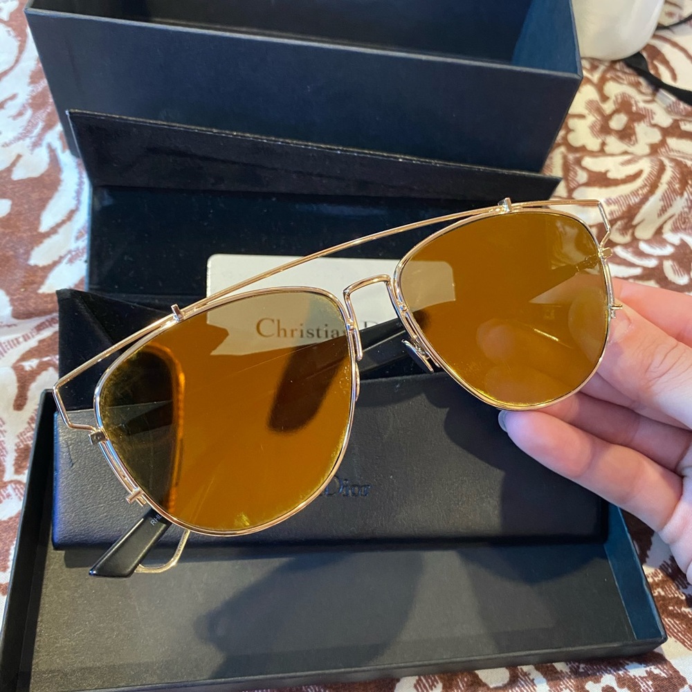 Women’s Dior sunglasses in gold